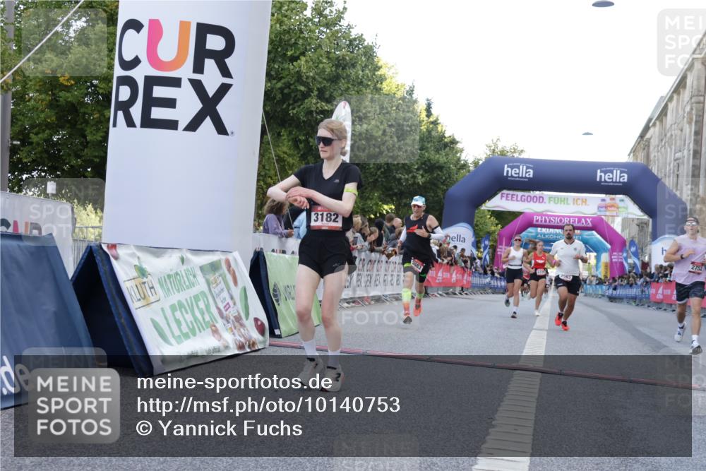 06.09.2026 - CURREX Alsterlauf Yannick Fuchs http://msf.ph/oto/10140753 06.09.2026 09:46:29 Ziel 2563, 2683, 2752, 3132, 3182, 4183, 4619, 4663, 6109, 6224 meine-sportfotos.de