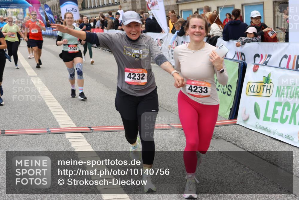 06.09.2026 - CURREX Alsterlauf Strokosch-Dieckow http://msf.ph/oto/10140756 06.09.2026 10:18:12 Ziel 1297, 2026, 2208, 2209, 2262, 3917, 4134, 4232, 4906, 5050, 6339, 8290 meine-sportfotos.de