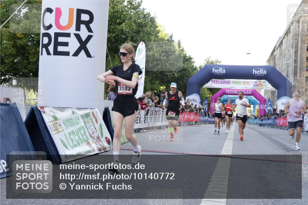 06.09.2026 - CURREX Alsterlauf Yannick Fuchs http://msf.ph/oto/10140772 06.09.2026 09:46:29 Ziel 2563, 2683, 2752, 3132, 3182, 4183, 4619, 4663, 6109, 6224 meine-sportfotos.de
