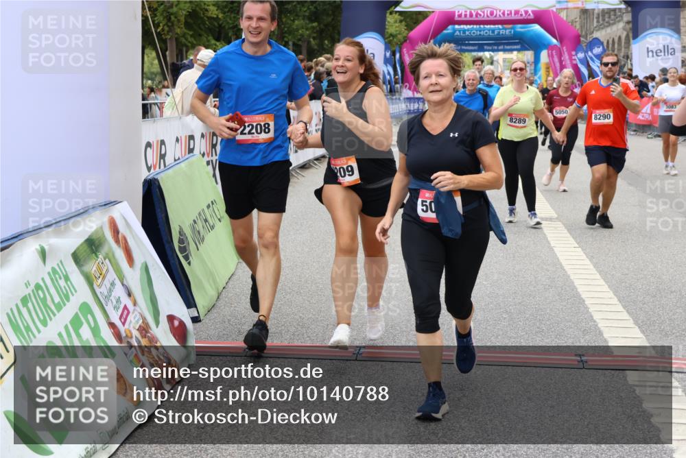 06.09.2026 - CURREX Alsterlauf Strokosch-Dieckow http://msf.ph/oto/10140788 06.09.2026 10:18:13 Ziel 1297, 2026, 2208, 2209, 2262, 3083, 3917, 4134, 4232, 4479, 4906, 5050, 6339, 8290 meine-sportfotos.de