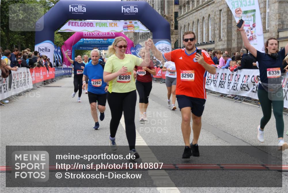 06.09.2026 - CURREX Alsterlauf Strokosch-Dieckow http://msf.ph/oto/10140807 06.09.2026 10:18:15 Ziel 2026, 2208, 2209, 2262, 3083, 4232, 4479, 4632, 4644, 5050, 6339, 8290 meine-sportfotos.de