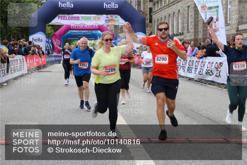 06.09.2026 - CURREX Alsterlauf Strokosch-Dieckow http://msf.ph/oto/10140816 06.09.2026 10:18:15 Ziel 2026, 2208, 2209, 2262, 3083, 4232, 4479, 4632, 4644, 5050, 6339, 8290 meine-sportfotos.de