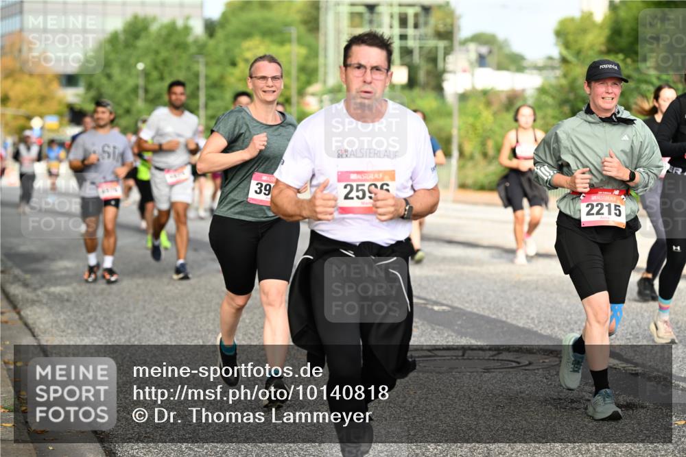 06.09.2026 - CURREX Alsterlauf Dr. Thomas Lammeyer http://msf.ph/oto/10140818 06.09.2026 10:09:03 Laufen 39, 25, 2215 meine-sportfotos.de