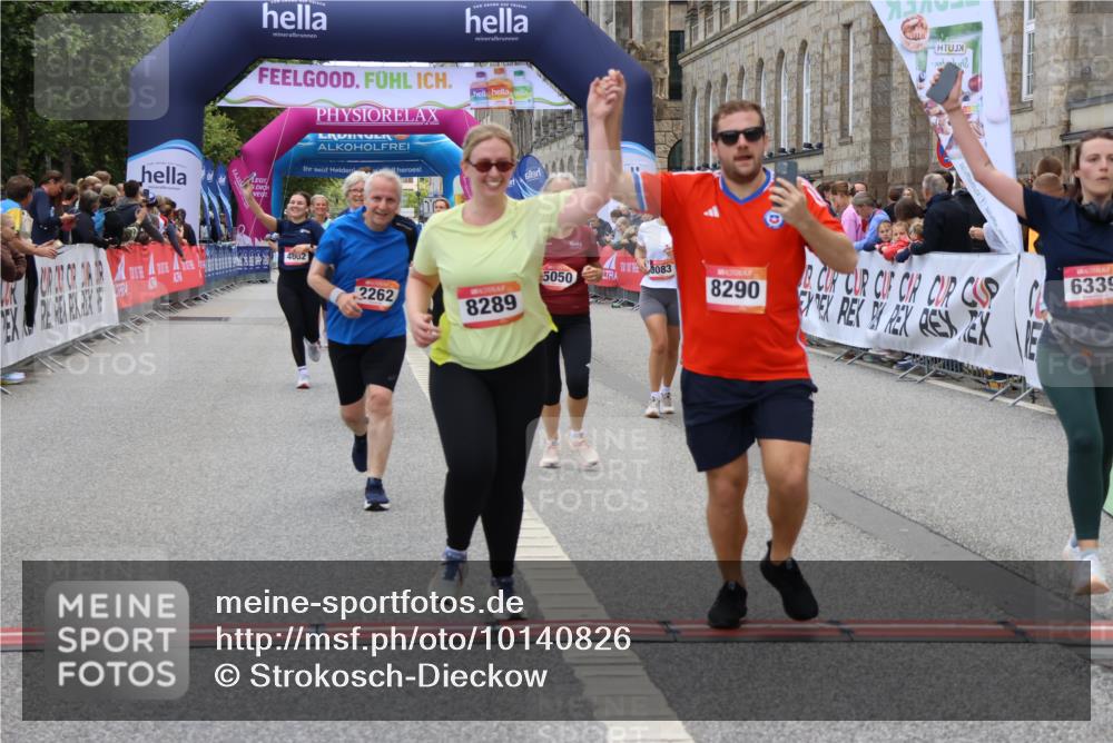 06.09.2026 - CURREX Alsterlauf Strokosch-Dieckow http://msf.ph/oto/10140826 06.09.2026 10:18:16 Ziel 2026, 2208, 2209, 2262, 3083, 3682, 3683, 4232, 4391, 4479, 4632, 4644, 5050, 6339, 8290 meine-sportfotos.de
