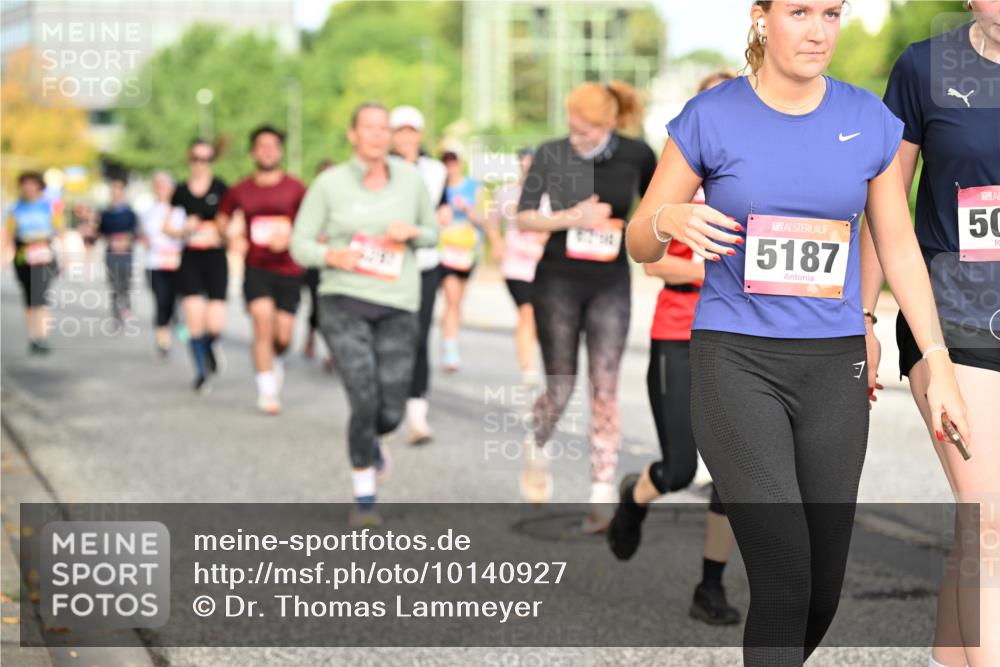 06.09.2026 - CURREX Alsterlauf Dr. Thomas Lammeyer http://msf.ph/oto/10140927 06.09.2026 10:09:16 Laufen 5187, 50, 7 meine-sportfotos.de