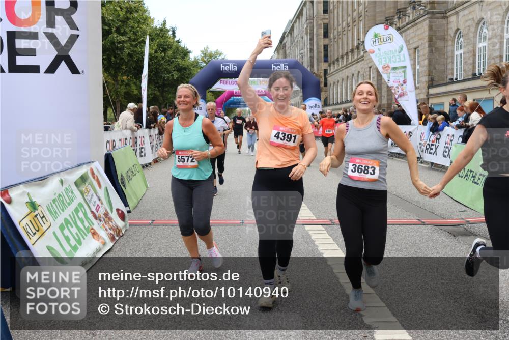 06.09.2026 - CURREX Alsterlauf Strokosch-Dieckow http://msf.ph/oto/10140940 06.09.2026 10:18:23 Ziel 2262, 2381, 2804, 3083, 3682, 3683, 4107, 4186, 4391, 4479, 4632, 4644, 4795, 4804, 5050, 5572, 5921, 6321, 6322 meine-sportfotos.de