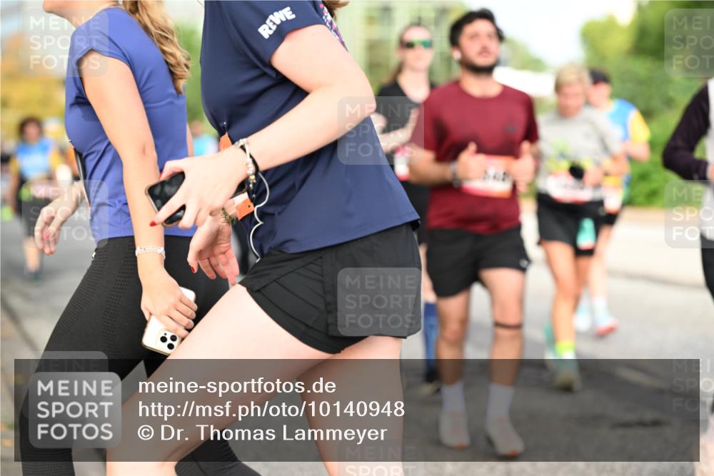 06.09.2026 - CURREX Alsterlauf Dr. Thomas Lammeyer http://msf.ph/oto/10140948 06.09.2026 10:09:20 Laufen  meine-sportfotos.de