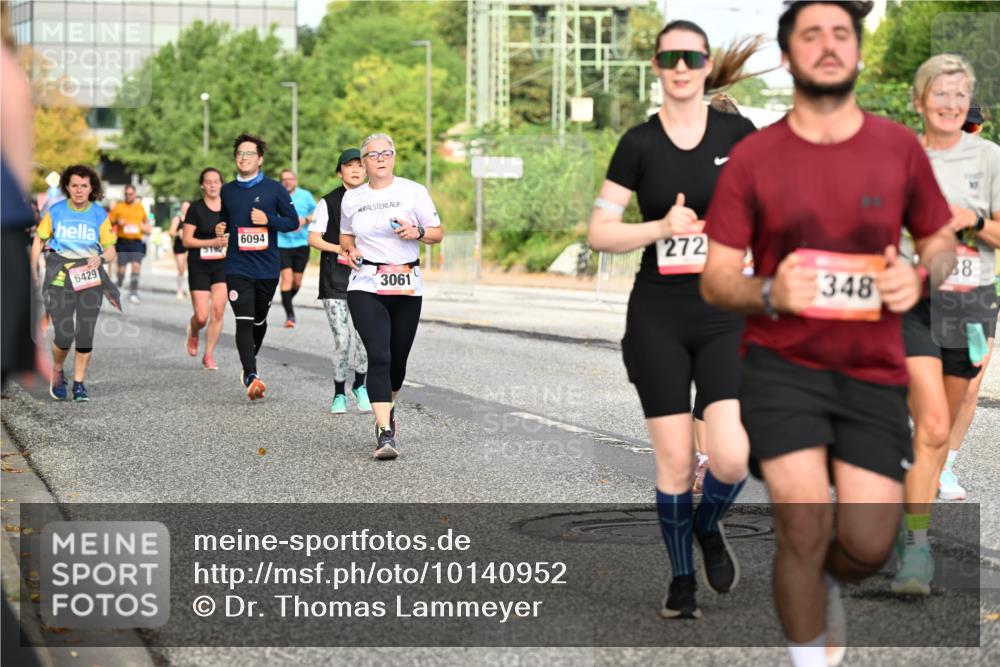 06.09.2026 - CURREX Alsterlauf Dr. Thomas Lammeyer http://msf.ph/oto/10140952 06.09.2026 10:09:20 Laufen 5762, 6429, 6094, 272, 88, 3061, 348 meine-sportfotos.de