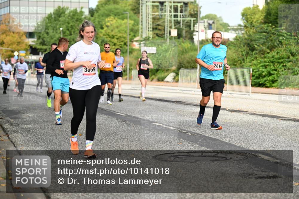 06.09.2026 - CURREX Alsterlauf Dr. Thomas Lammeyer http://msf.ph/oto/10141018 06.09.2026 10:09:28 Laufen 53, 3859, 2929, 2818 meine-sportfotos.de