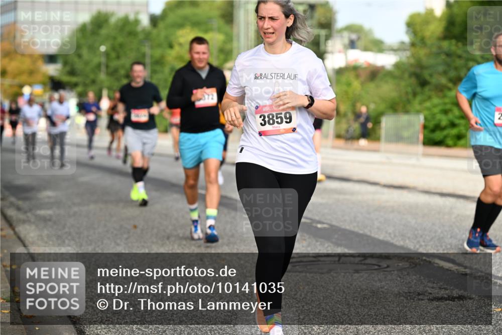 06.09.2026 - CURREX Alsterlauf Dr. Thomas Lammeyer http://msf.ph/oto/10141035 06.09.2026 10:09:29 Laufen 3859, 2 meine-sportfotos.de