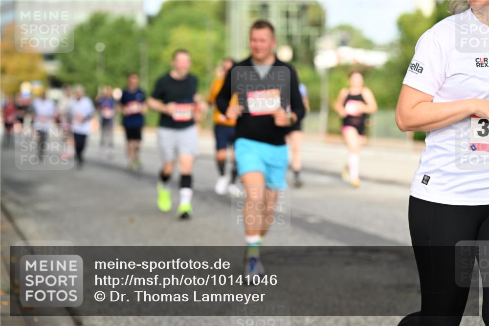06.09.2026 - CURREX Alsterlauf Dr. Thomas Lammeyer http://msf.ph/oto/10141046 06.09.2026 10:09:30 Laufen 3 meine-sportfotos.de