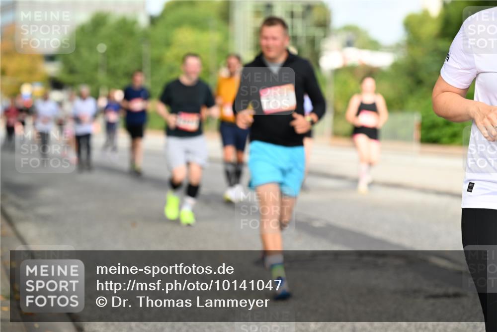 06.09.2026 - CURREX Alsterlauf Dr. Thomas Lammeyer http://msf.ph/oto/10141047 06.09.2026 10:09:31 Laufen  meine-sportfotos.de