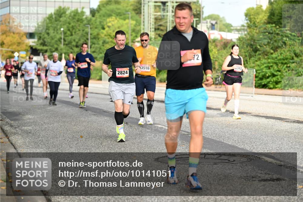 06.09.2026 - CURREX Alsterlauf Dr. Thomas Lammeyer http://msf.ph/oto/10141051 06.09.2026 10:09:31 Laufen 6075, 2824, 3516, 2, 342 meine-sportfotos.de