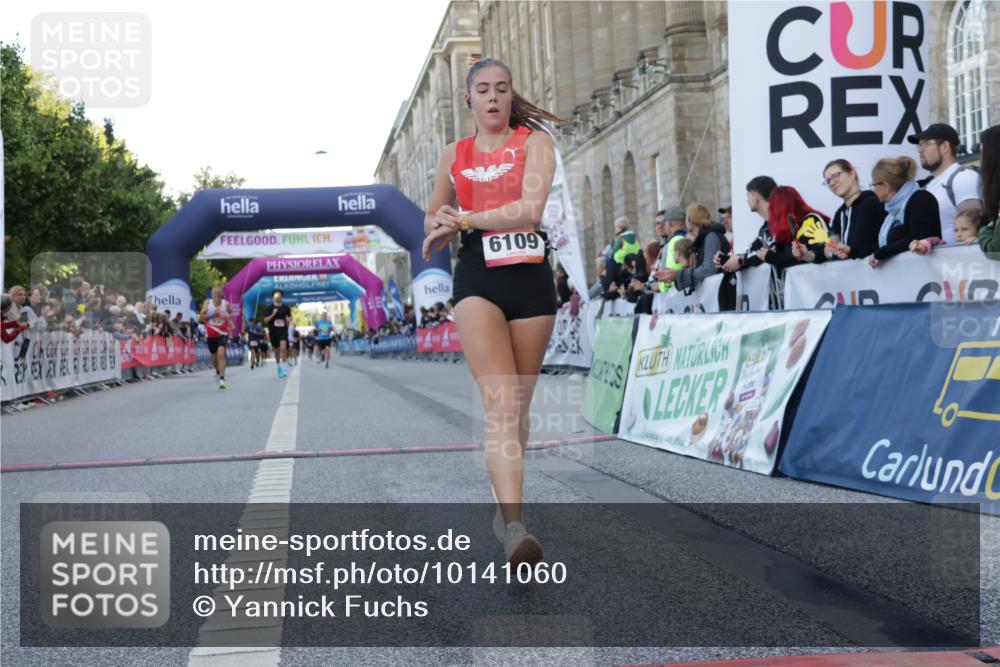 06.09.2026 - CURREX Alsterlauf Yannick Fuchs http://msf.ph/oto/10141060 06.09.2026 09:46:34 Ziel 2563, 2683, 2752, 3182, 4183, 4663, 5544, 6109, 6224 meine-sportfotos.de