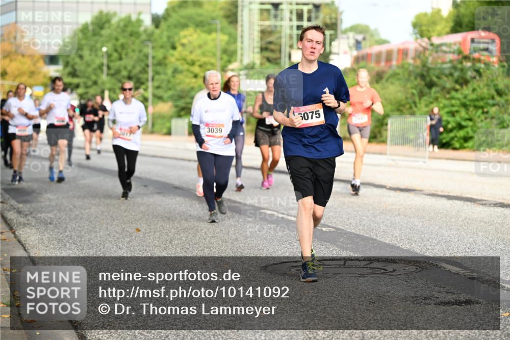 06.09.2026 - CURREX Alsterlauf Dr. Thomas Lammeyer http://msf.ph/oto/10141092 06.09.2026 10:09:36 Laufen 3039, 6075, 2541 meine-sportfotos.de