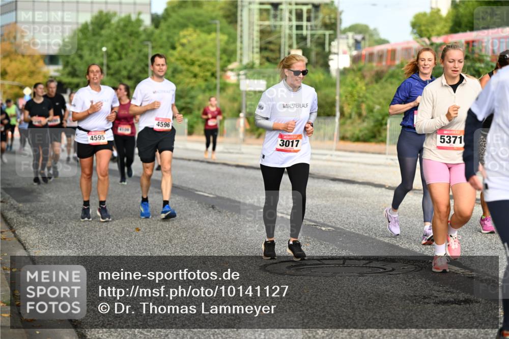 06.09.2026 - CURREX Alsterlauf Dr. Thomas Lammeyer http://msf.ph/oto/10141127 06.09.2026 10:09:39 Laufen 4595, 4106, 4596, 3017, 5371 meine-sportfotos.de