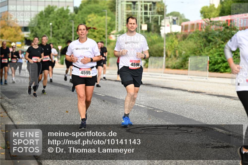 06.09.2026 - CURREX Alsterlauf Dr. Thomas Lammeyer http://msf.ph/oto/10141143 06.09.2026 10:09:41 Laufen 349, 4595, 4596 meine-sportfotos.de