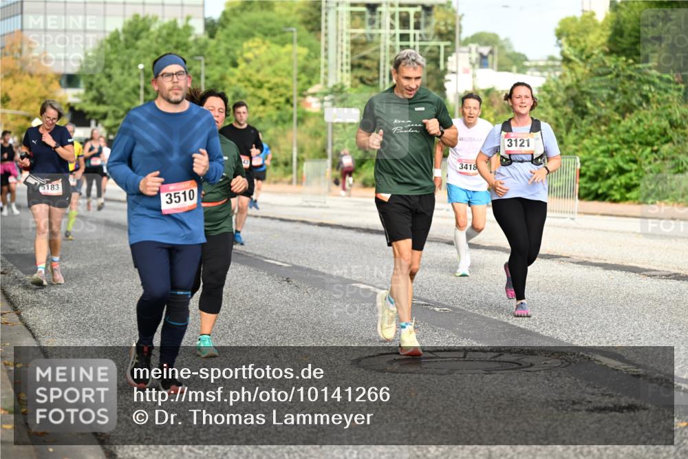 06.09.2026 - CURREX Alsterlauf Dr. Thomas Lammeyer http://msf.ph/oto/10141266 06.09.2026 10:09:57 Laufen 5183, 3510, 3121, 3418 meine-sportfotos.de
