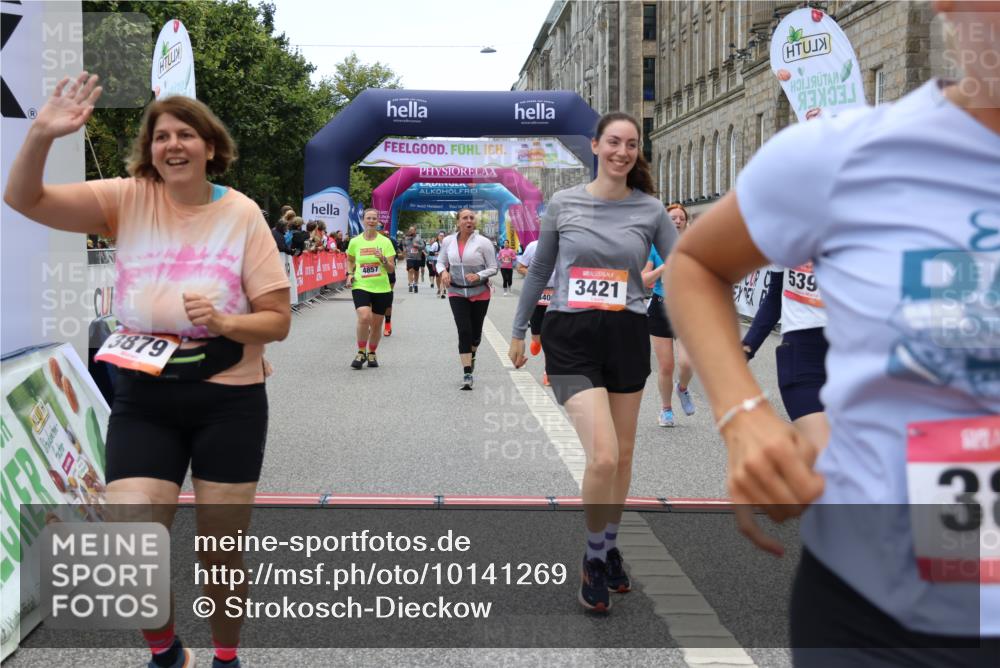 06.09.2026 - CURREX Alsterlauf Strokosch-Dieckow http://msf.ph/oto/10141269 06.09.2026 10:18:45 Ziel 2271, 2287, 2651, 3052, 3421, 3875, 3879, 4406, 4560, 4648, 4857, 5394, 5489, 6067 meine-sportfotos.de