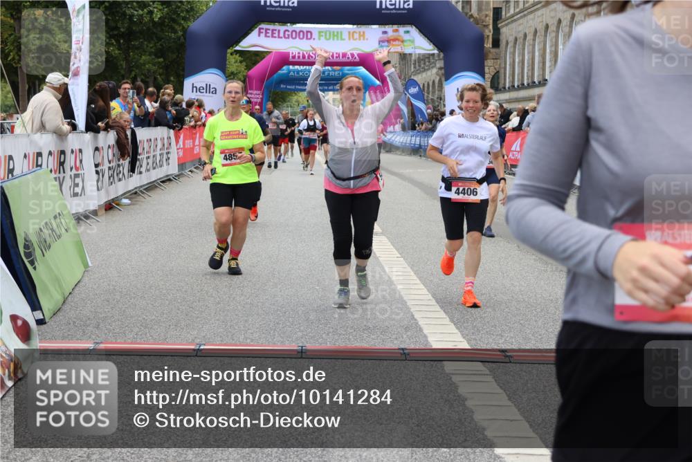 06.09.2026 - CURREX Alsterlauf Strokosch-Dieckow http://msf.ph/oto/10141284 06.09.2026 10:18:47 Ziel 2271, 2287, 2872, 3421, 3875, 3879, 4406, 4560, 4857, 5394, 5489, 6067 meine-sportfotos.de