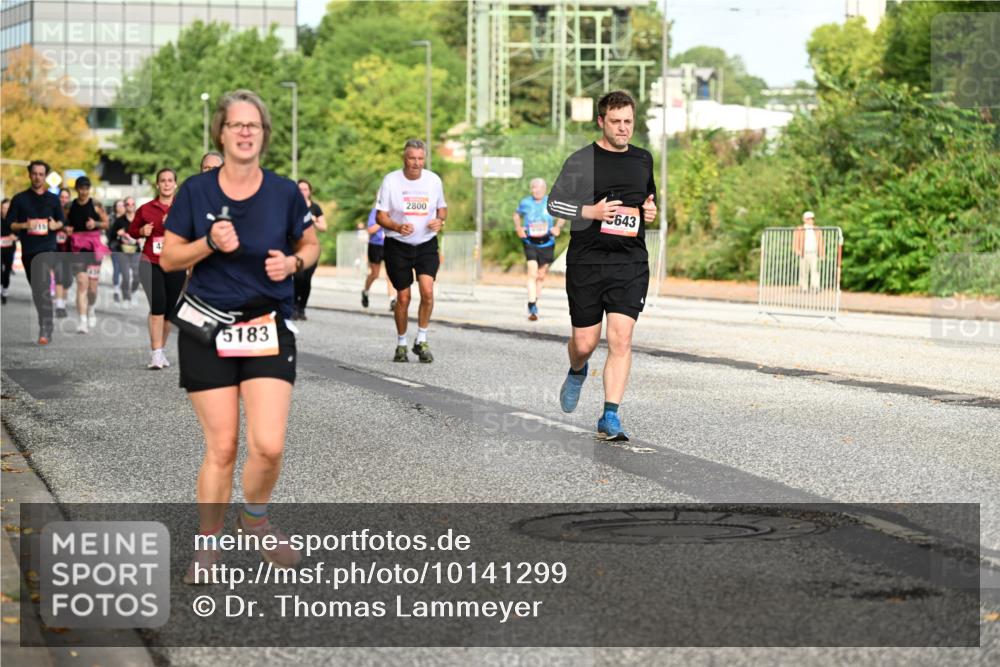 06.09.2026 - CURREX Alsterlauf Dr. Thomas Lammeyer http://msf.ph/oto/10141299 06.09.2026 10:10:00 Laufen 210, 5183, 2800, 643 meine-sportfotos.de
