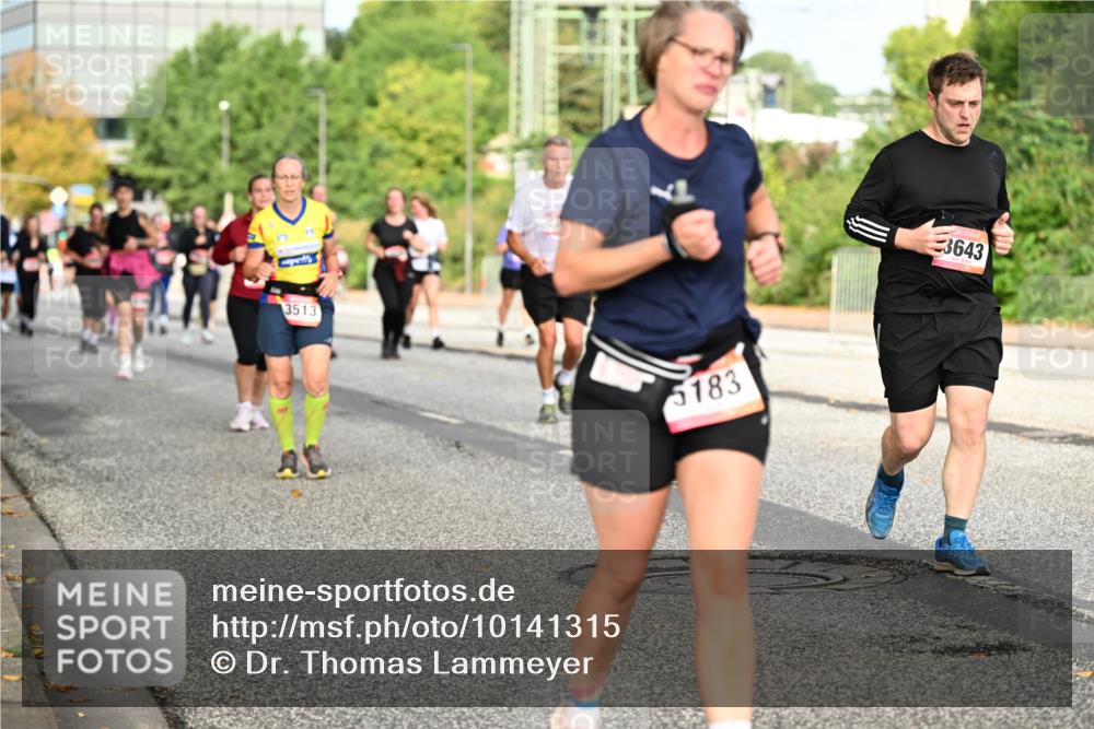 06.09.2026 - CURREX Alsterlauf Dr. Thomas Lammeyer http://msf.ph/oto/10141315 06.09.2026 10:10:02 Laufen 3513, 5183, 3643 meine-sportfotos.de
