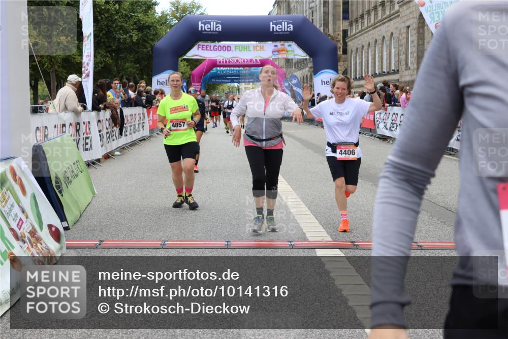 06.09.2026 - CURREX Alsterlauf Strokosch-Dieckow http://msf.ph/oto/10141316 06.09.2026 10:18:47 Ziel 2271, 2287, 2872, 3421, 3875, 3879, 4406, 4560, 4857, 5394, 5489, 6067 meine-sportfotos.de