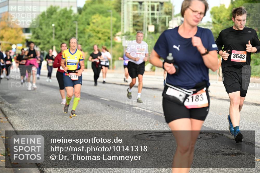 06.09.2026 - CURREX Alsterlauf Dr. Thomas Lammeyer http://msf.ph/oto/10141318 06.09.2026 10:10:02 Laufen 3513, 2800, 5183, 3643 meine-sportfotos.de