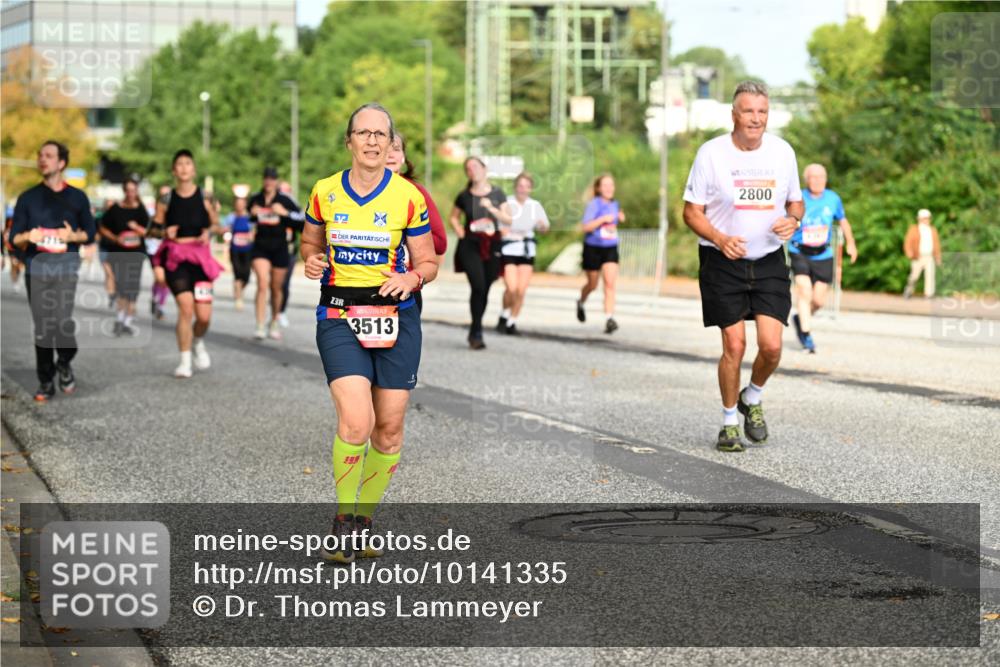 06.09.2026 - CURREX Alsterlauf Dr. Thomas Lammeyer http://msf.ph/oto/10141335 06.09.2026 10:10:04 Laufen 4715, 1, 3, 3513, 2800 meine-sportfotos.de