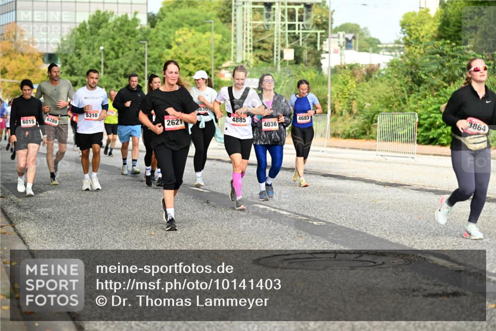 06.09.2026 - CURREX Alsterlauf Dr. Thomas Lammeyer http://msf.ph/oto/10141403 06.09.2026 10:10:12 Laufen 6015, 6289, 5310, 3630, 2621, 4885, 4683, 4036, 3864 meine-sportfotos.de