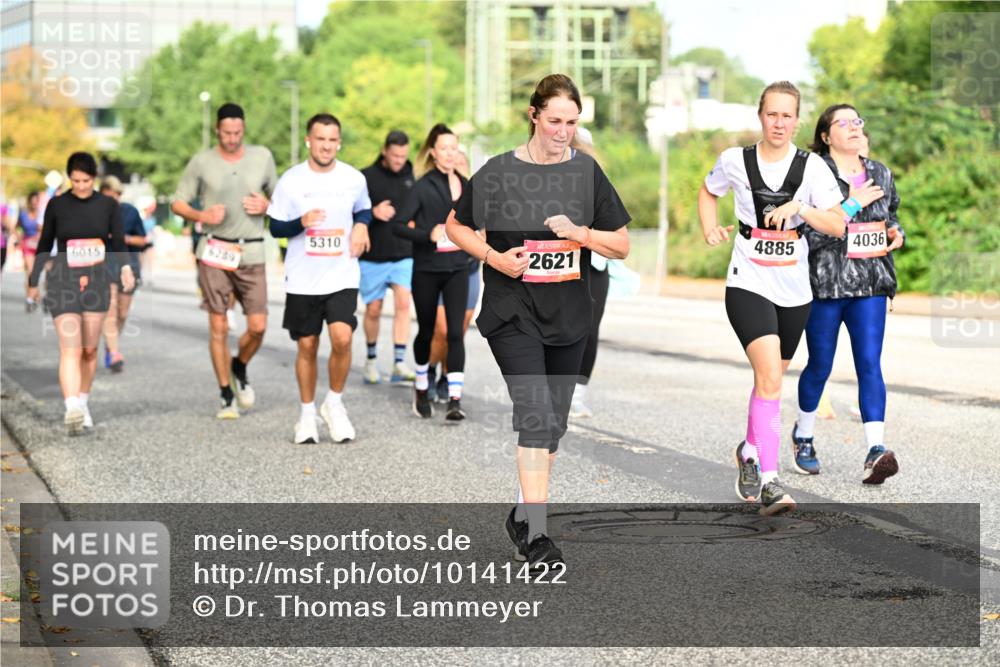 06.09.2026 - CURREX Alsterlauf Dr. Thomas Lammeyer http://msf.ph/oto/10141422 06.09.2026 10:10:14 Laufen 6015, 6289, 5310, 2621, 4885, 4036 meine-sportfotos.de