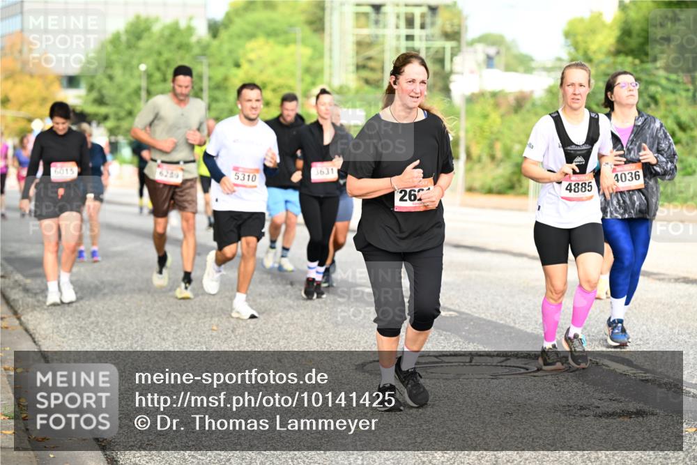 06.09.2026 - CURREX Alsterlauf Dr. Thomas Lammeyer http://msf.ph/oto/10141425 06.09.2026 10:10:14 Laufen 6015, 6239, 5310, 3631, 262, 4036, 4885 meine-sportfotos.de