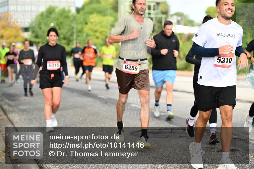 06.09.2026 - CURREX Alsterlauf Dr. Thomas Lammeyer http://msf.ph/oto/10141446 06.09.2026 10:10:17 Laufen 6015, 6289, 5310 meine-sportfotos.de
