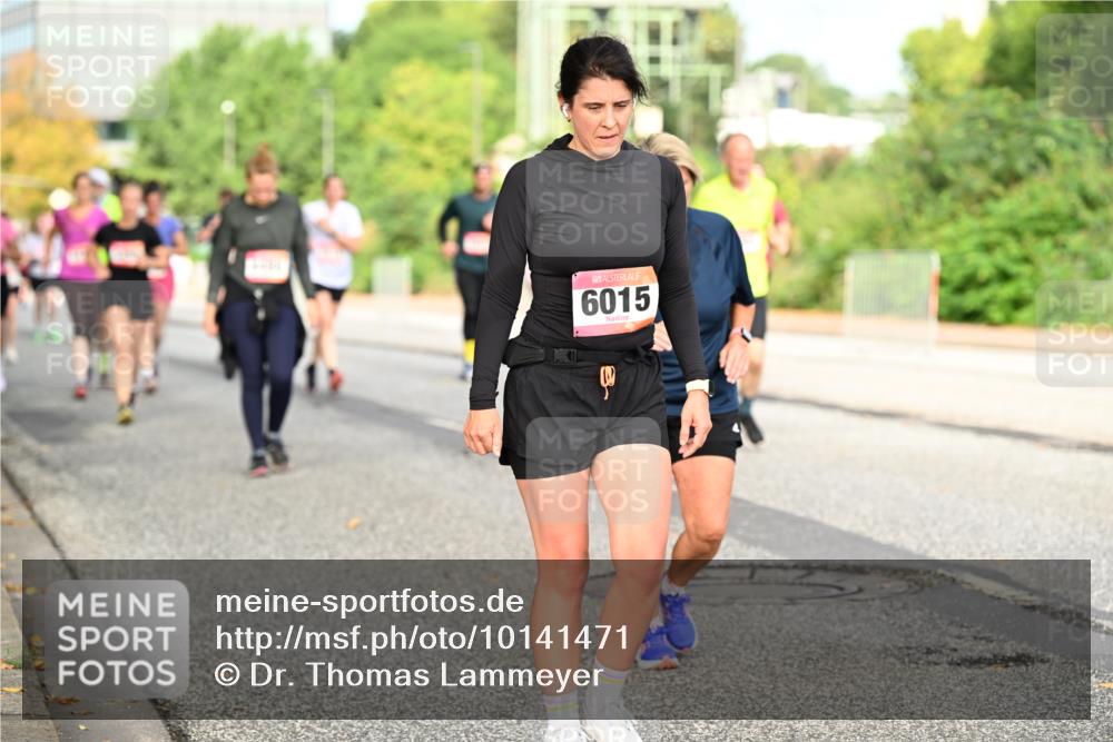 06.09.2026 - CURREX Alsterlauf Dr. Thomas Lammeyer http://msf.ph/oto/10141471 06.09.2026 10:10:20 Laufen 6015 meine-sportfotos.de