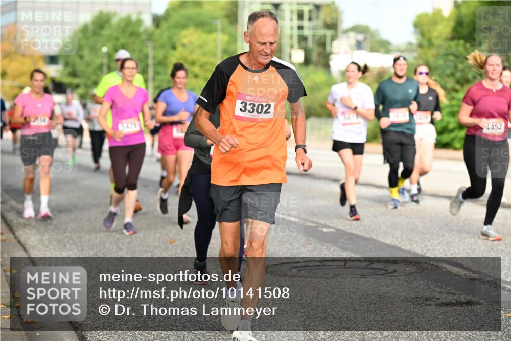06.09.2026 - CURREX Alsterlauf Dr. Thomas Lammeyer http://msf.ph/oto/10141508 06.09.2026 10:10:24 Laufen 5475, 3302, 452 meine-sportfotos.de