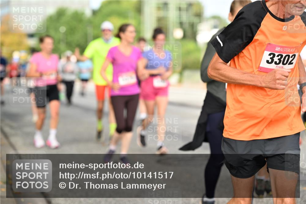 06.09.2026 - CURREX Alsterlauf Dr. Thomas Lammeyer http://msf.ph/oto/10141517 06.09.2026 10:10:26 Laufen 3302 meine-sportfotos.de