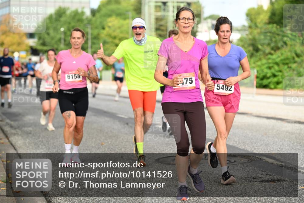 06.09.2026 - CURREX Alsterlauf Dr. Thomas Lammeyer http://msf.ph/oto/10141526 06.09.2026 10:10:27 Laufen 6158, 75, 2, 5492 meine-sportfotos.de