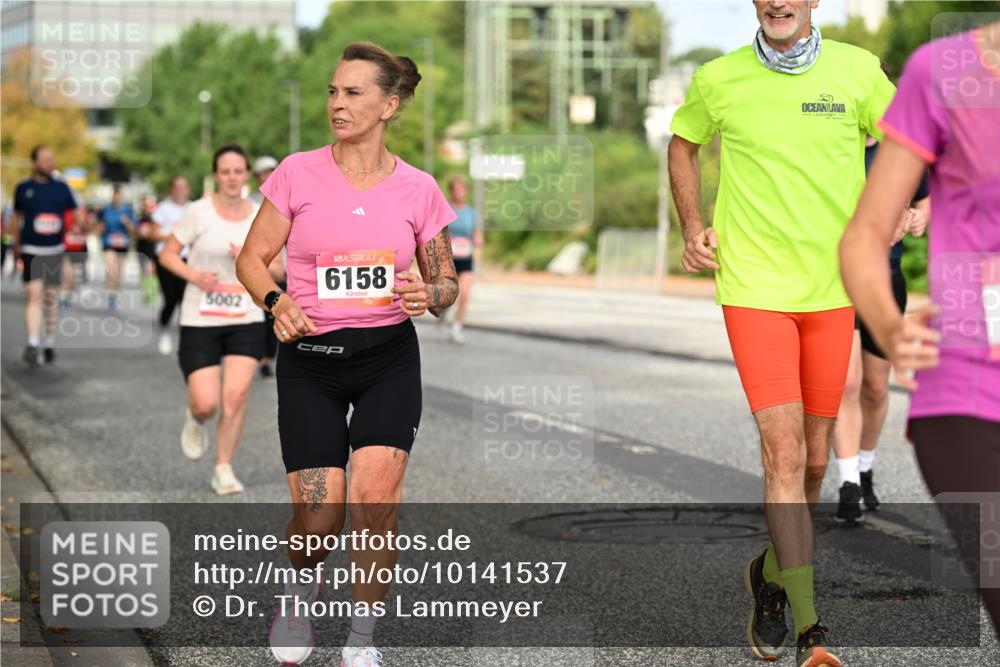06.09.2026 - CURREX Alsterlauf Dr. Thomas Lammeyer http://msf.ph/oto/10141537 06.09.2026 10:10:28 Laufen 5002, 6158 meine-sportfotos.de
