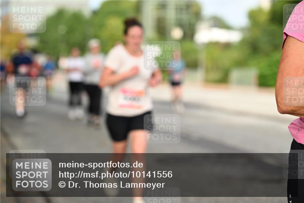06.09.2026 - CURREX Alsterlauf Dr. Thomas Lammeyer http://msf.ph/oto/10141556 06.09.2026 10:10:30 Laufen  meine-sportfotos.de