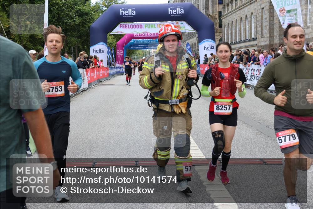 06.09.2026 - CURREX Alsterlauf Strokosch-Dieckow http://msf.ph/oto/10141574 06.09.2026 10:19:12 Ziel 2441, 4102, 5662, 5752, 5753, 5779, 8257 meine-sportfotos.de