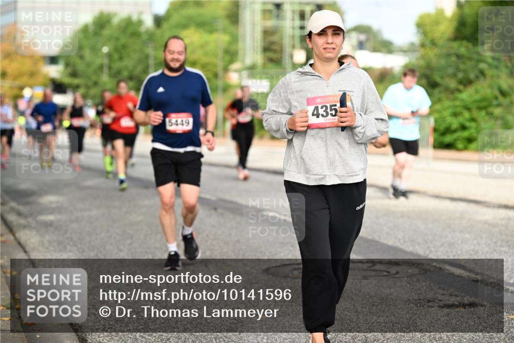 06.09.2026 - CURREX Alsterlauf Dr. Thomas Lammeyer http://msf.ph/oto/10141596 06.09.2026 10:10:35 Laufen 5449, 435 meine-sportfotos.de