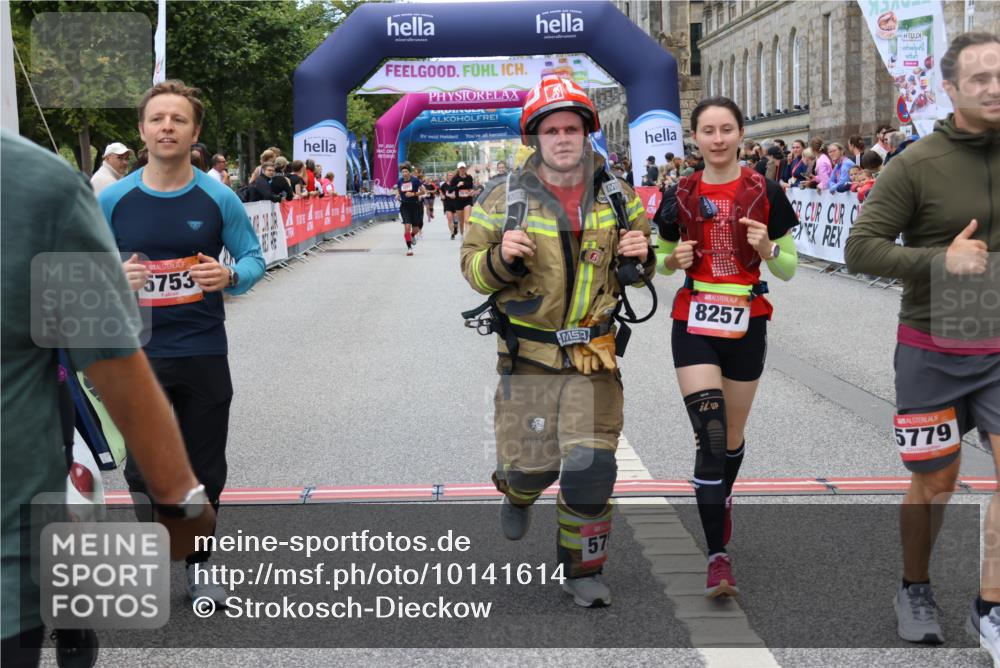 06.09.2026 - CURREX Alsterlauf Strokosch-Dieckow http://msf.ph/oto/10141614 06.09.2026 10:19:12 Ziel 2441, 4102, 5662, 5752, 5753, 5779, 8257 meine-sportfotos.de
