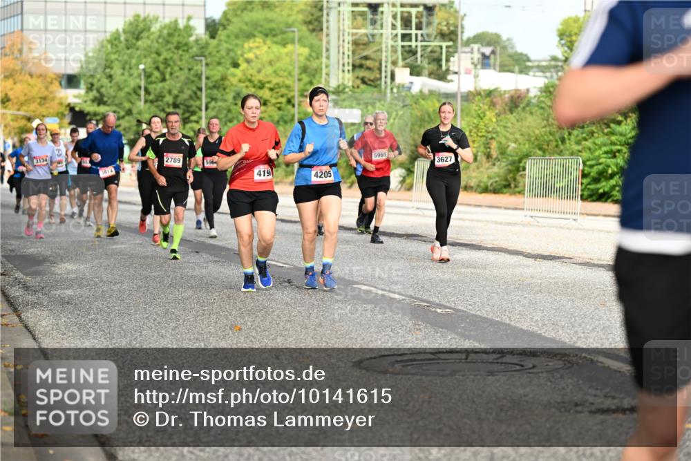 06.09.2026 - CURREX Alsterlauf Dr. Thomas Lammeyer http://msf.ph/oto/10141615 06.09.2026 10:10:37 Laufen 3134, 2789, 596, 5965, 3614, 3627, 419, 4205 meine-sportfotos.de