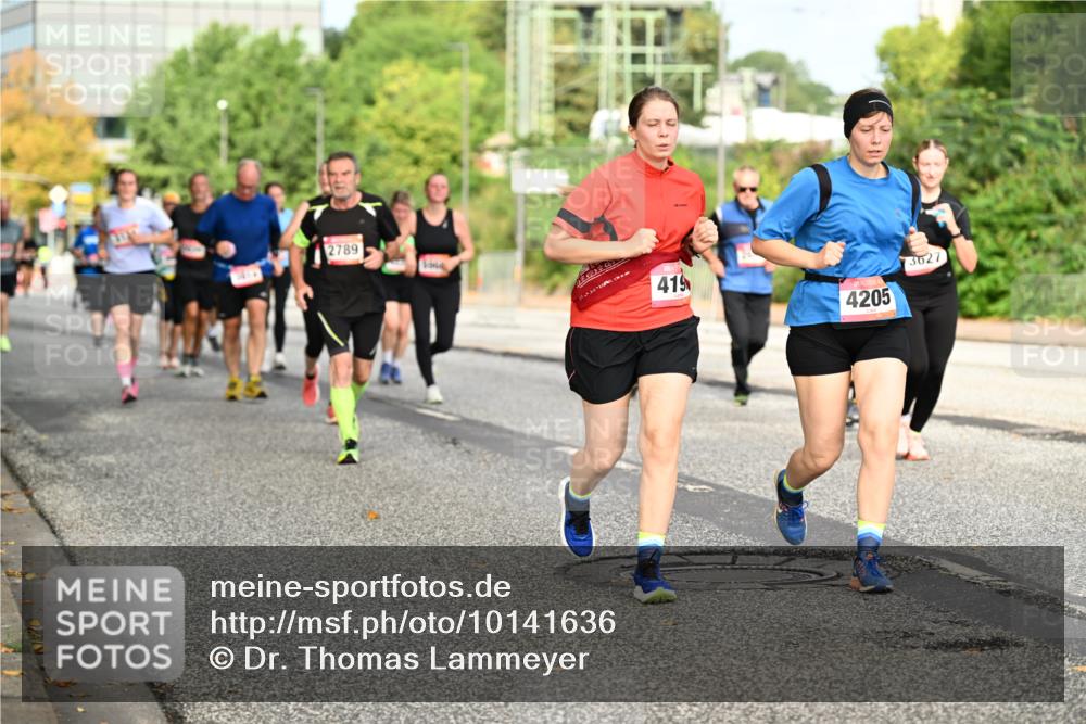 06.09.2026 - CURREX Alsterlauf Dr. Thomas Lammeyer http://msf.ph/oto/10141636 06.09.2026 10:10:40 Laufen 2789, 419, 4205, 3627 meine-sportfotos.de