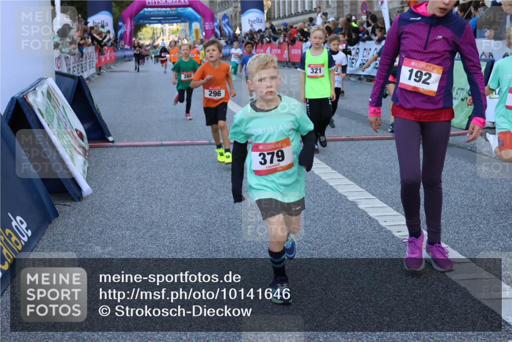 06.09.2026 - CURREX Alsterlauf Strokosch-Dieckow http://msf.ph/oto/10141646 06.09.2026 10:54:06 Ziel 157, 195, 201, 202, 203, 216, 218, 221, 256, 260, 292, 296, 312, 321, 347, 364, 379, 414, 416, 443, 446, 455, 8253 meine-sportfotos.de