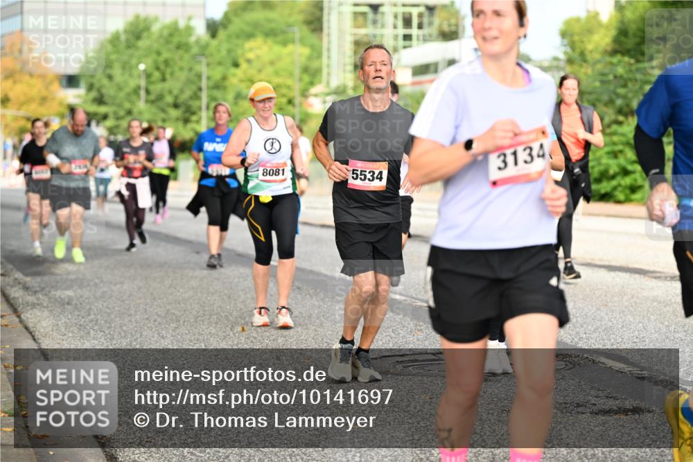 06.09.2026 - CURREX Alsterlauf Dr. Thomas Lammeyer http://msf.ph/oto/10141697 06.09.2026 10:10:46 Laufen 8081, 5534, 3134 meine-sportfotos.de
