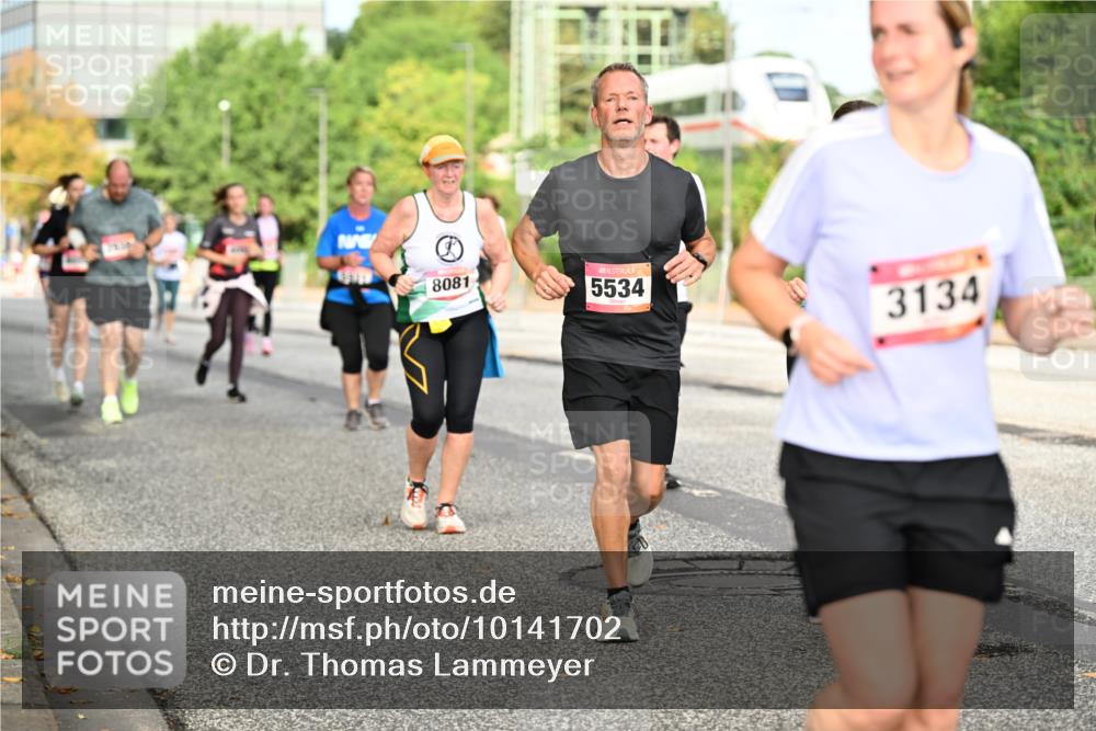 06.09.2026 - CURREX Alsterlauf Dr. Thomas Lammeyer http://msf.ph/oto/10141702 06.09.2026 10:10:47 Laufen 8081, 5534, 3134 meine-sportfotos.de