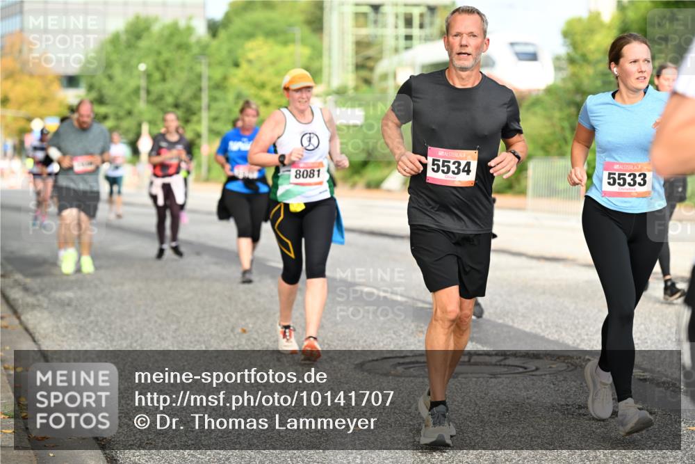 06.09.2026 - CURREX Alsterlauf Dr. Thomas Lammeyer http://msf.ph/oto/10141707 06.09.2026 10:10:47 Laufen 8081, 5534, 5533 meine-sportfotos.de