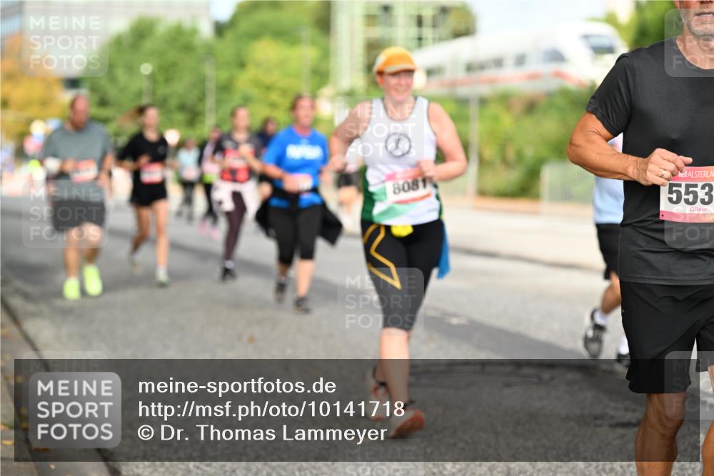 06.09.2026 - CURREX Alsterlauf Dr. Thomas Lammeyer http://msf.ph/oto/10141718 06.09.2026 10:10:48 Laufen 8081, 553 meine-sportfotos.de