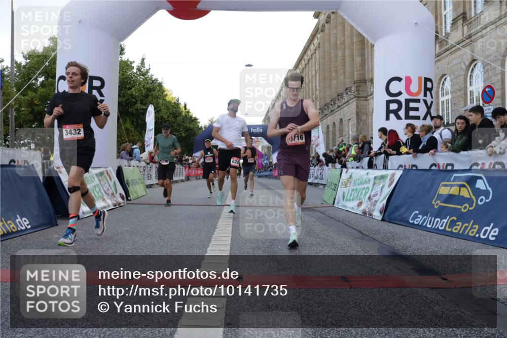 06.09.2026 - CURREX Alsterlauf Yannick Fuchs http://msf.ph/oto/10141735 06.09.2026 09:46:46 Ziel 2556, 3432, 3617, 4716, 4877, 4890, 5430, 5544, 8092, 8249 meine-sportfotos.de